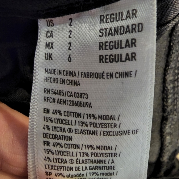 American Eagle AEO Black Skinny Jeans Super Stretch 4Times Women's 2 Fitted EUC - Picture 7 of 8